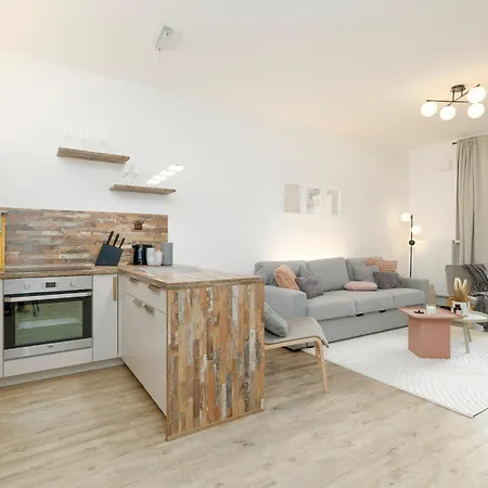 Homeawayhome By The River Διαμέρισμα *